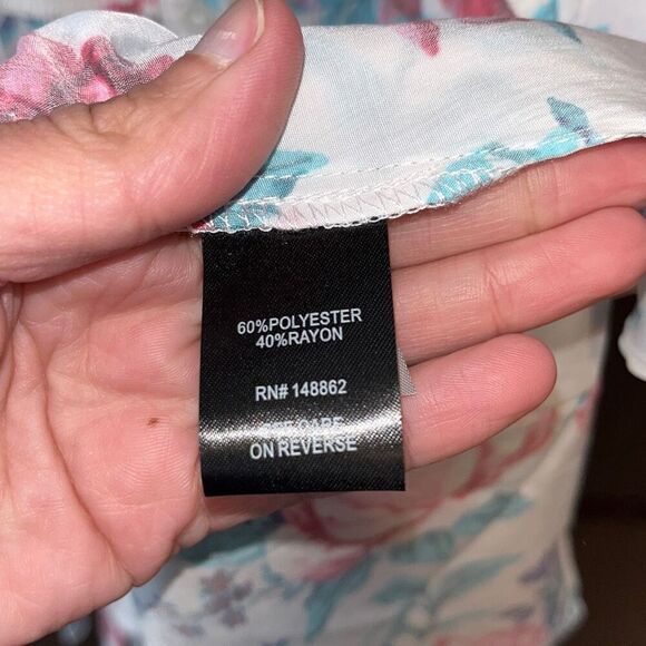 NWT TORRID BABYDOLL POPLIN BUTTON-FRONT SHIRT SIZE LARGE - Picture 5 of 6